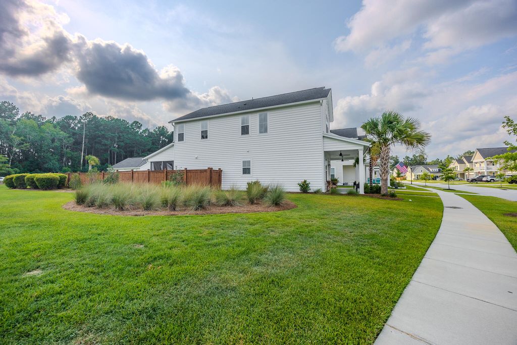 Image 49 of property listing at 105 River Wind Way, Summerville, SC 29485