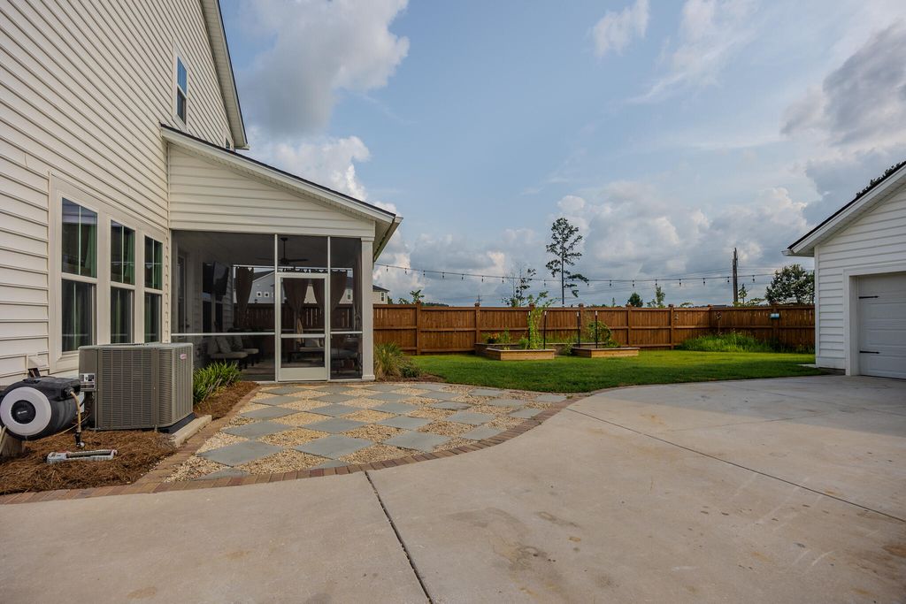 Image 53 of property listing at 105 River Wind Way, Summerville, SC 29485