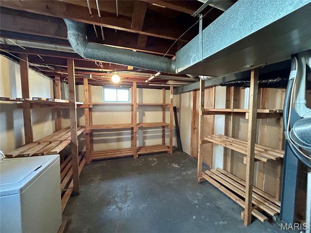 941 Highmont Drive, Ferguson, MO 63135