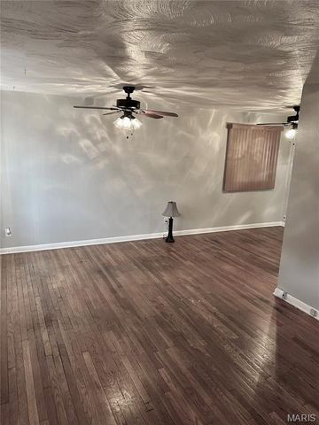 941 Highmont Drive, Ferguson, MO 63135