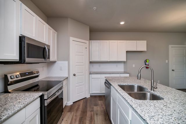 735 Harvest Moon Drive, Venus, TX 76084