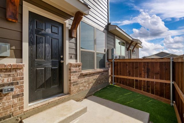 735 Harvest Moon Drive, Venus, TX 76084