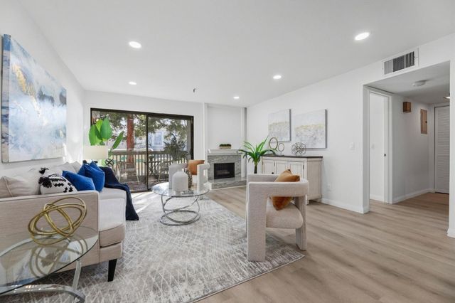 49 Showers Drive A130, Mountain View, CA 94040