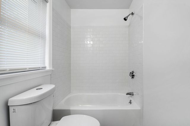 49 Eade, Lynn, MA 01902