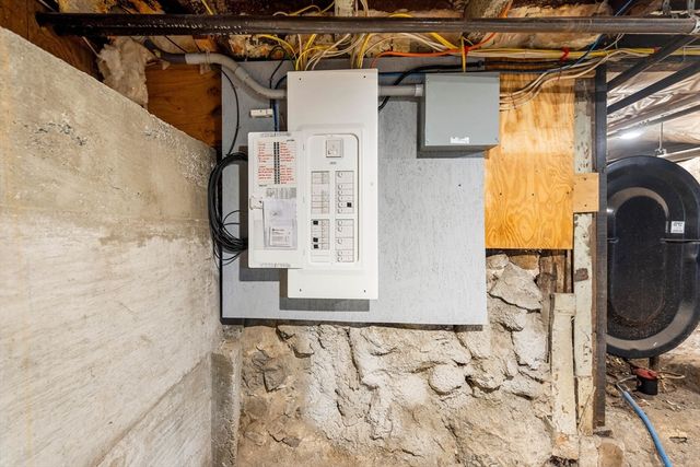 49 Eade, Lynn, MA 01902