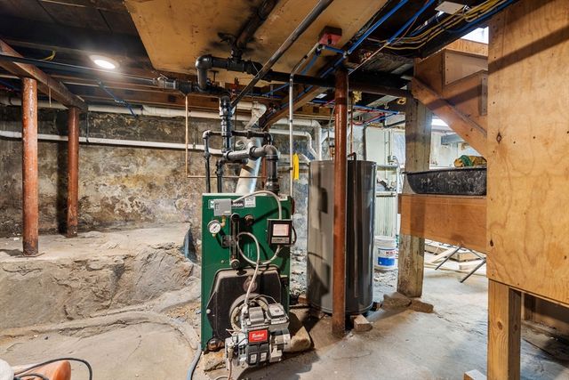 49 Eade, Lynn, MA 01902