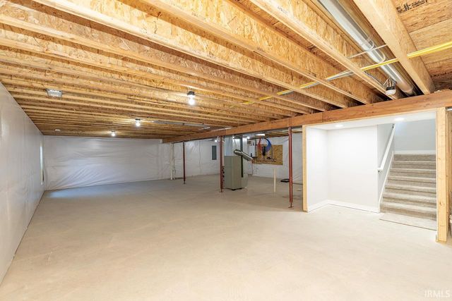 30579 Carrie Drive, Elkhart, IN 46516