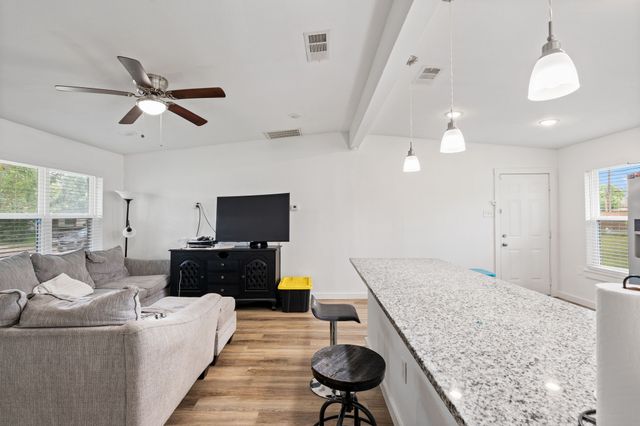 517 Hardy Drive, Garland, TX 75041