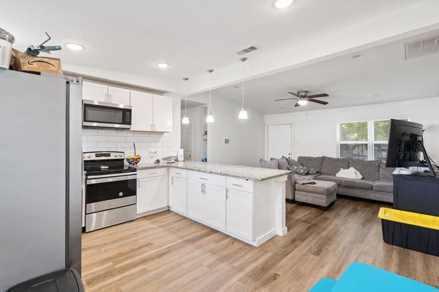 517 Hardy Drive, Garland, TX 75041