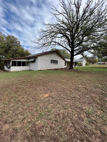 402 Highland Boulevard, Oak Point, TX 75068