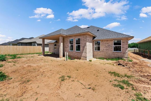 5009 Vine Cliff Road, Mustang, OK 73064