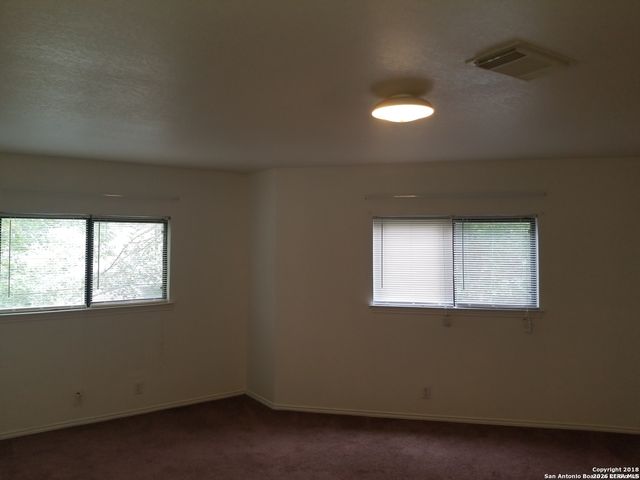 30 Torreys Post, San Antonio, TX 78240