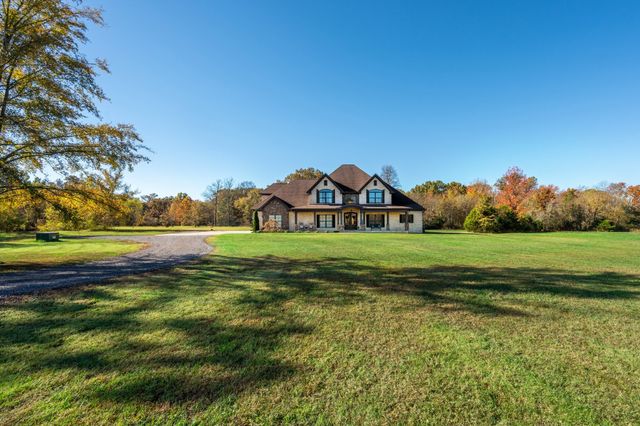 1591 N Lovvorn Rd, Christiana, TN 37037