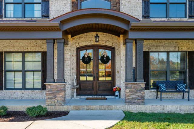 1591 N Lovvorn Rd, Christiana, TN 37037