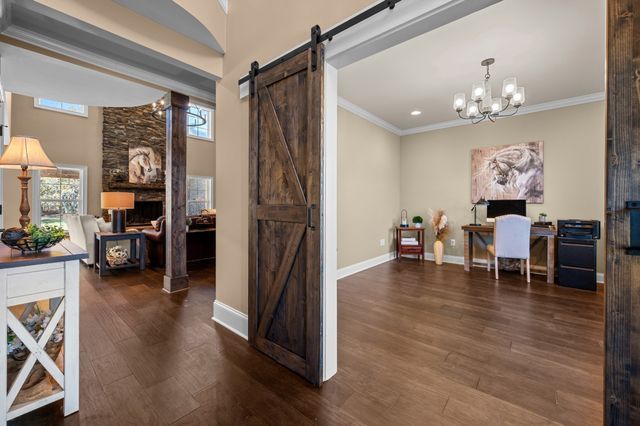 1591 N Lovvorn Rd, Christiana, TN 37037