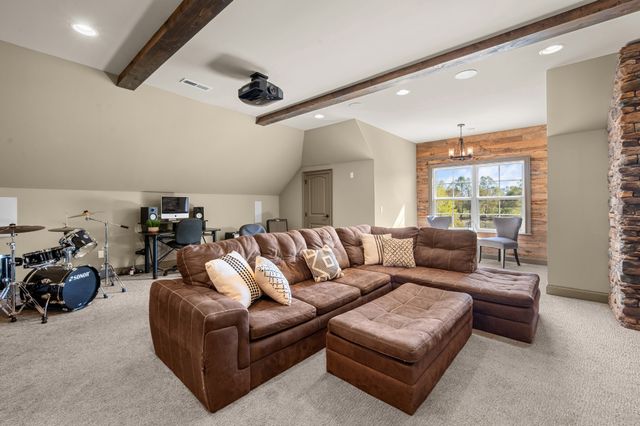 1591 N Lovvorn Rd, Christiana, TN 37037