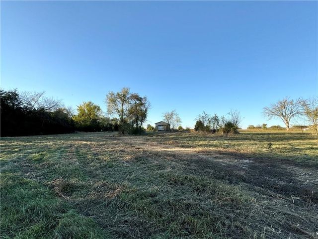 351 Street, Paola, KS 66071