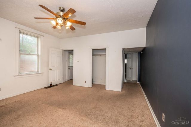 5653 Prosser Avenue, Elmwood Place, OH 45216