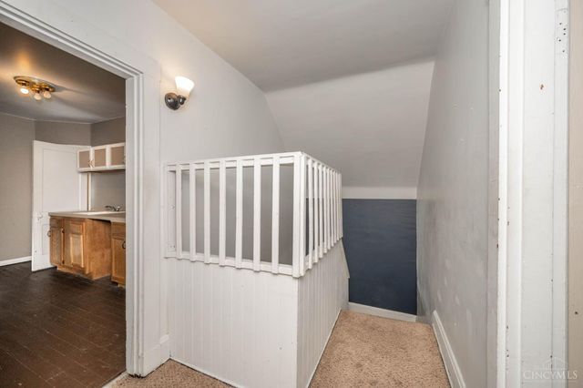 5653 Prosser Avenue, Elmwood Place, OH 45216