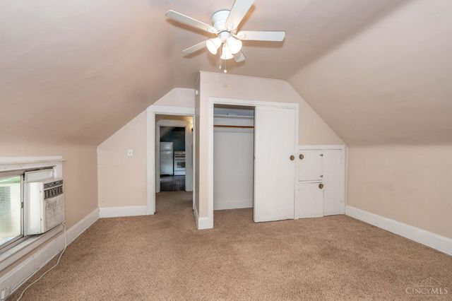 5653 Prosser Avenue, Elmwood Place, OH 45216