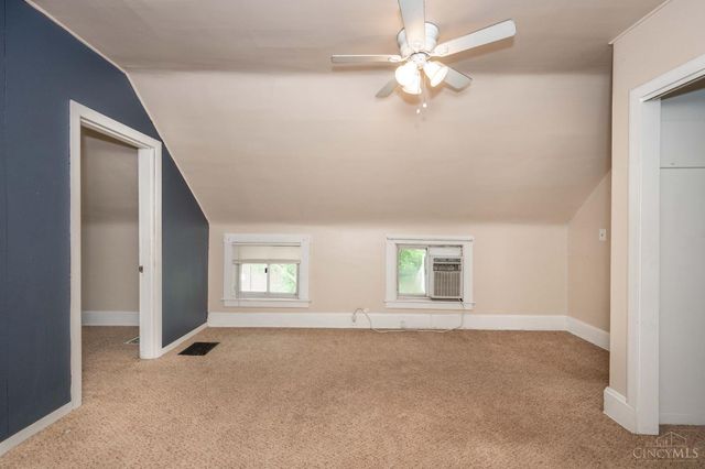 5653 Prosser Avenue, Elmwood Place, OH 45216