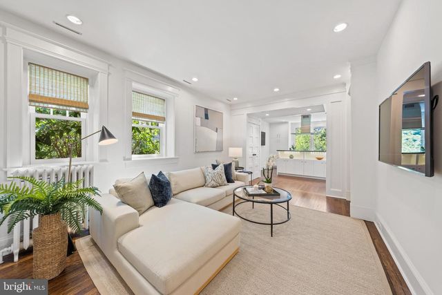 3612 MACOMB ST NW, Washington, DC 20016