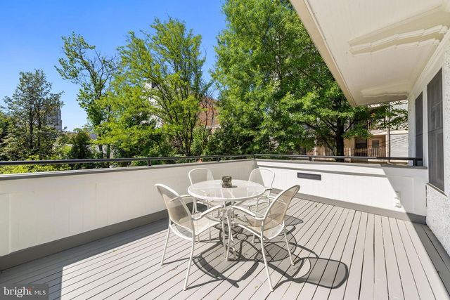 3612 MACOMB ST NW, Washington, DC 20016