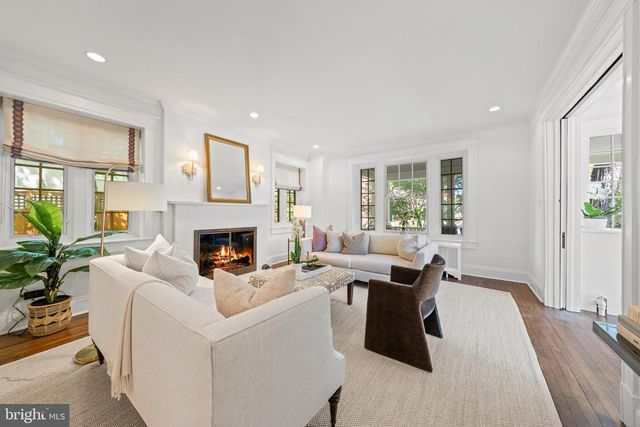 3612 MACOMB ST NW, Washington, DC 20016
