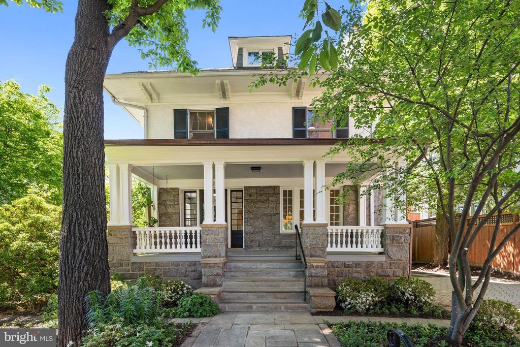3612 MACOMB ST NW, Washington, DC 20016