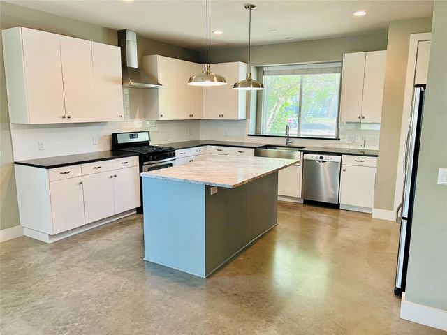 5402 Avenue F A, Austin, TX 78751