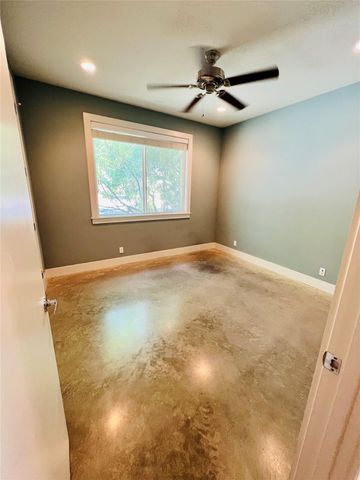 5402 Avenue F A, Austin, TX 78751