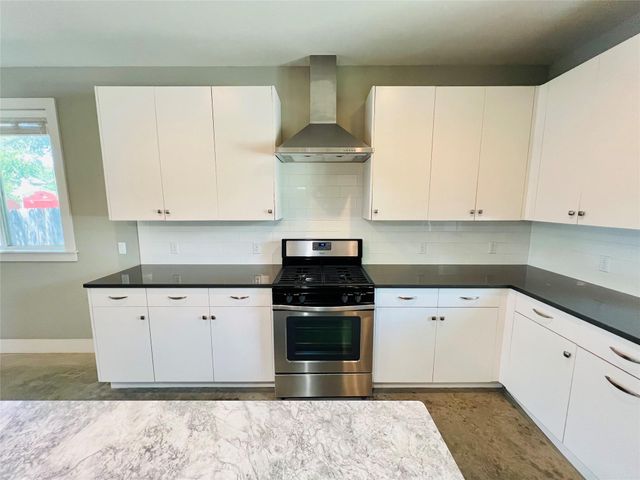 5402 Avenue F A, Austin, TX 78751