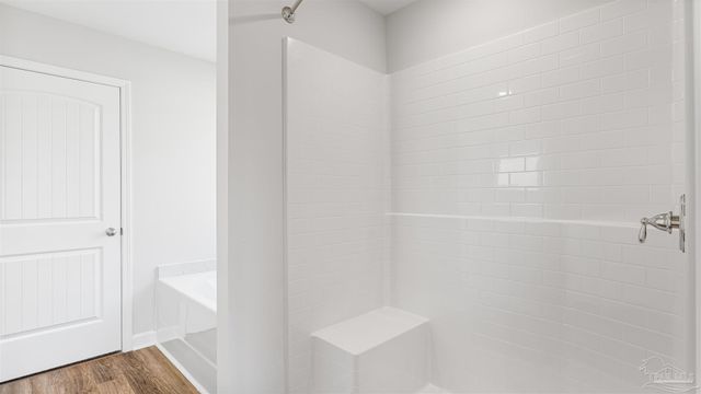 5811 Tripletail Dr, Milton, FL 32583