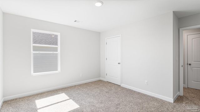 5811 Tripletail Dr, Milton, FL 32583