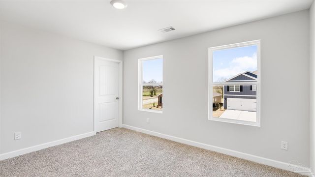 5811 Tripletail Dr, Milton, FL 32583