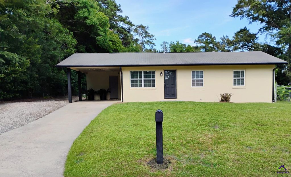 123 Kirkwood Circle, Warner Robins, GA 31088