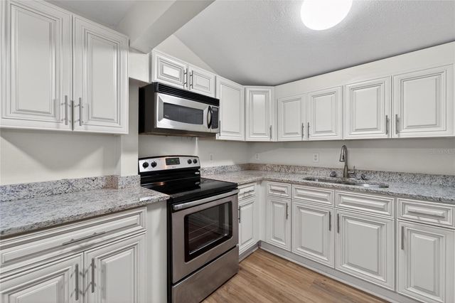 206 E FRIERSON AVENUE, Tampa, FL 33603