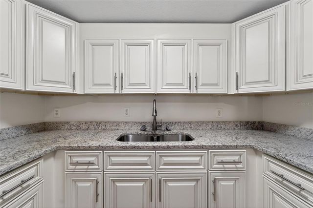 206 E FRIERSON AVENUE, Tampa, FL 33603