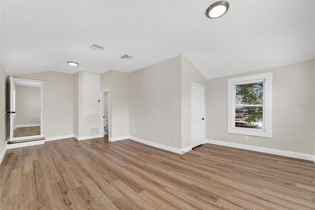 206 E FRIERSON AVENUE, Tampa, FL 33603