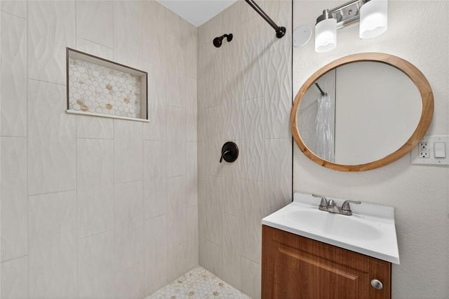 206 E FRIERSON AVENUE, Tampa, FL 33603