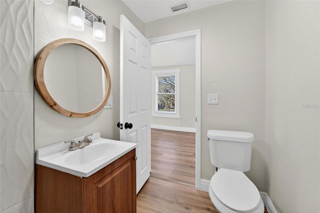 206 E FRIERSON AVENUE, Tampa, FL 33603