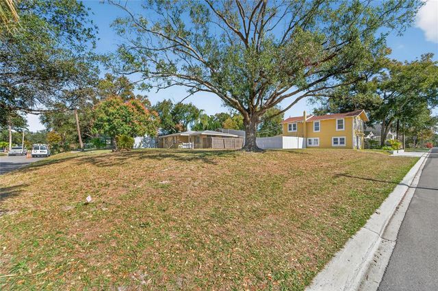 206 E FRIERSON AVENUE, Tampa, FL 33603