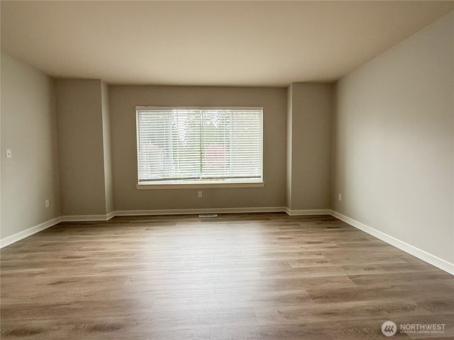 8412 NW Jeatran Place, Silverdale, WA 98383