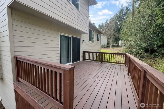 8412 NW Jeatran Place, Silverdale, WA 98383