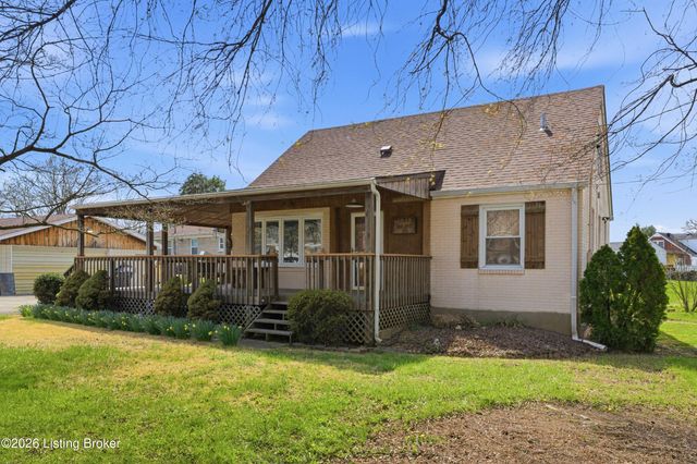 1812 Lewiston Dr, Louisville, KY 40216