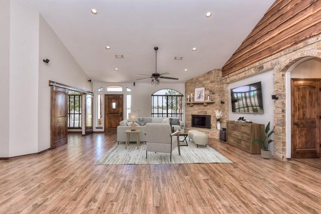419 Spears Ranch RD, Jarrell, TX 76537