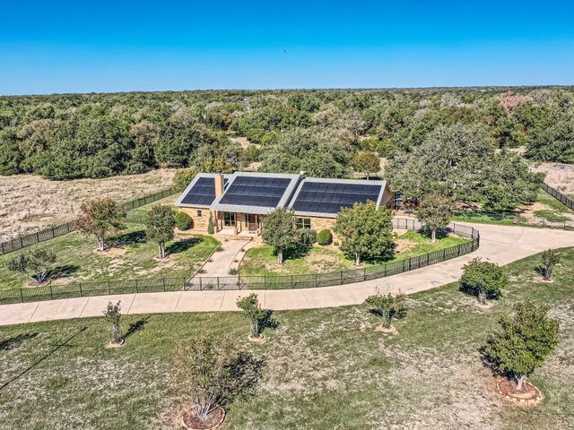 419 Spears Ranch RD, Jarrell, TX 76537