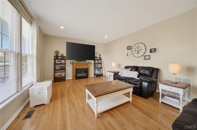 5334 Jillian Lane, Cicero, NY 13029