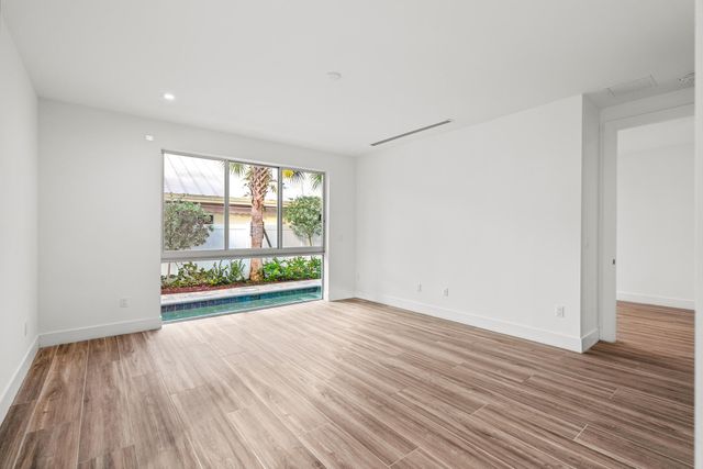 11 SE 11th Avenue, Fort Lauderdale, FL 33301