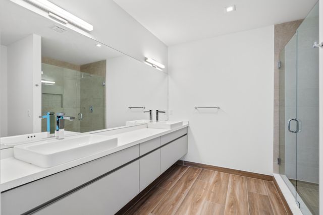 11 SE 11th Avenue, Fort Lauderdale, FL 33301